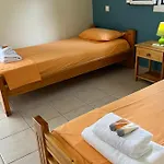 Lydia's House דירה *